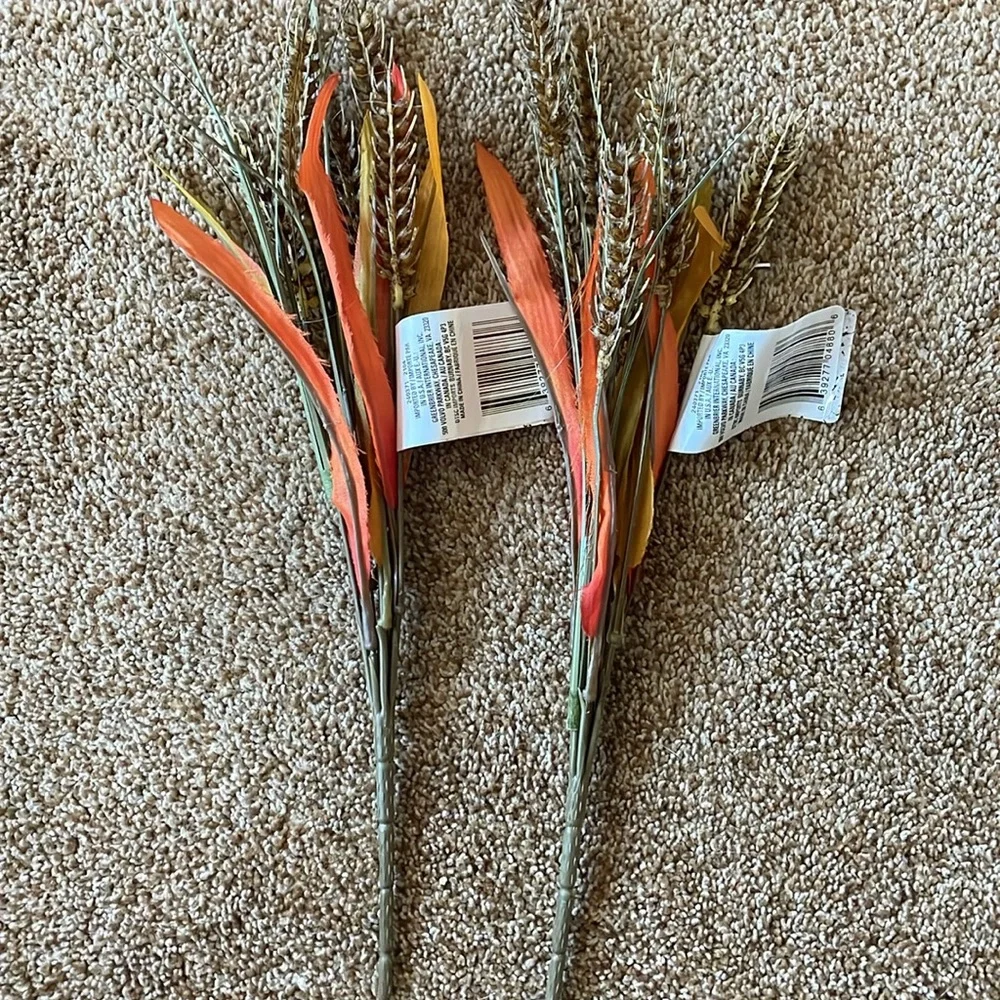 2 Floral Garden Wheat picks